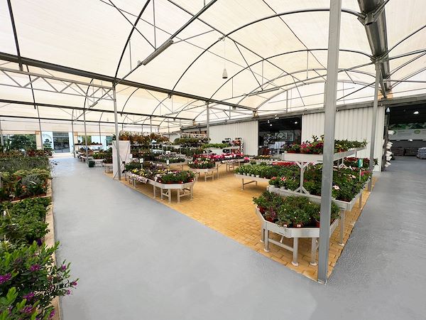 Ala30 renews the outdoor space with Orlandelli exhibition concepts