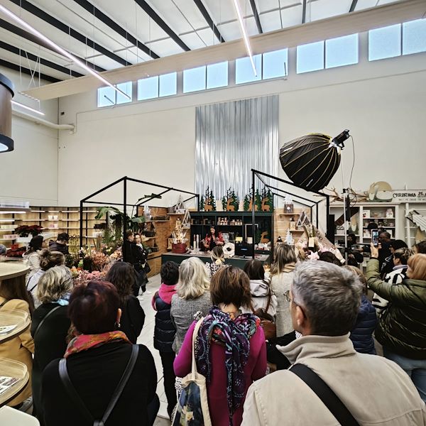 Orlandelli presents the new shopfitting concept for the wrapping area of plants and flowers