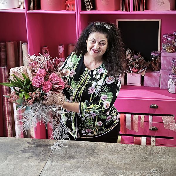 Orlandelli presents the new shopfitting concept for the wrapping area of plants and flowers