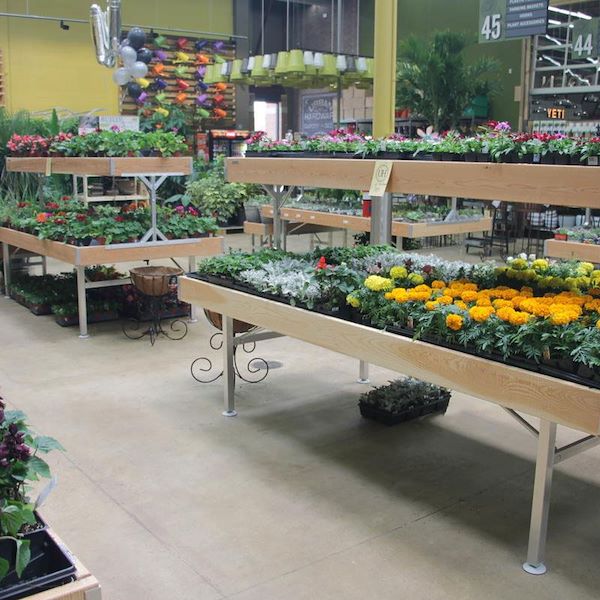 Деревянный стол линии AMOR