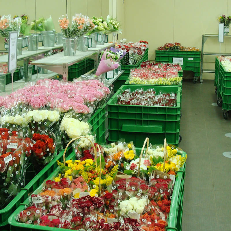 Container for cut flowers