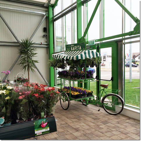 Glissando Garden Center: aluminum and accessories furnishing