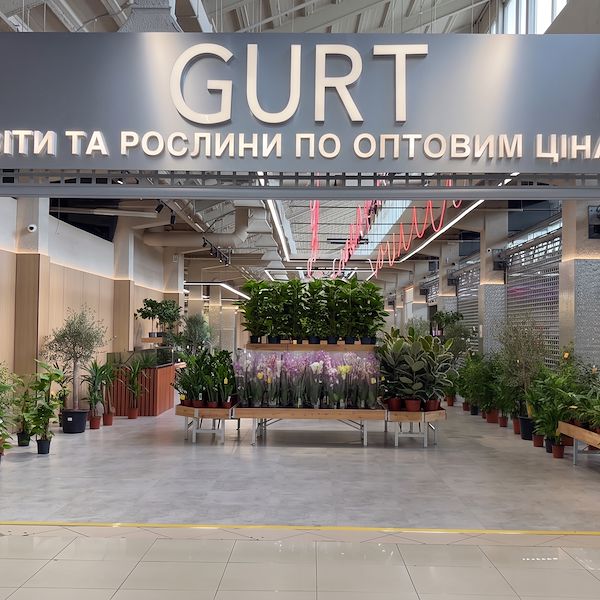 Gurt Flora выбирает мебель Orlandelli для своего внушительного магазина в Киеве