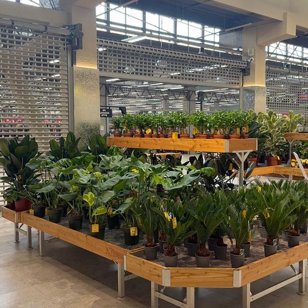 Gurt Flora выбирает мебель Orlandelli для своего внушительного магазина в Киеве