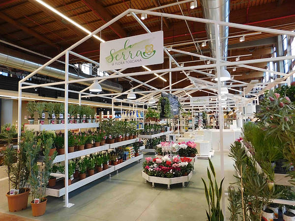 Инаугурация La Serra от Flora Toscana