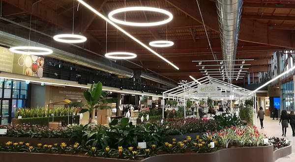 Инаугурация La Serra от Flora Toscana